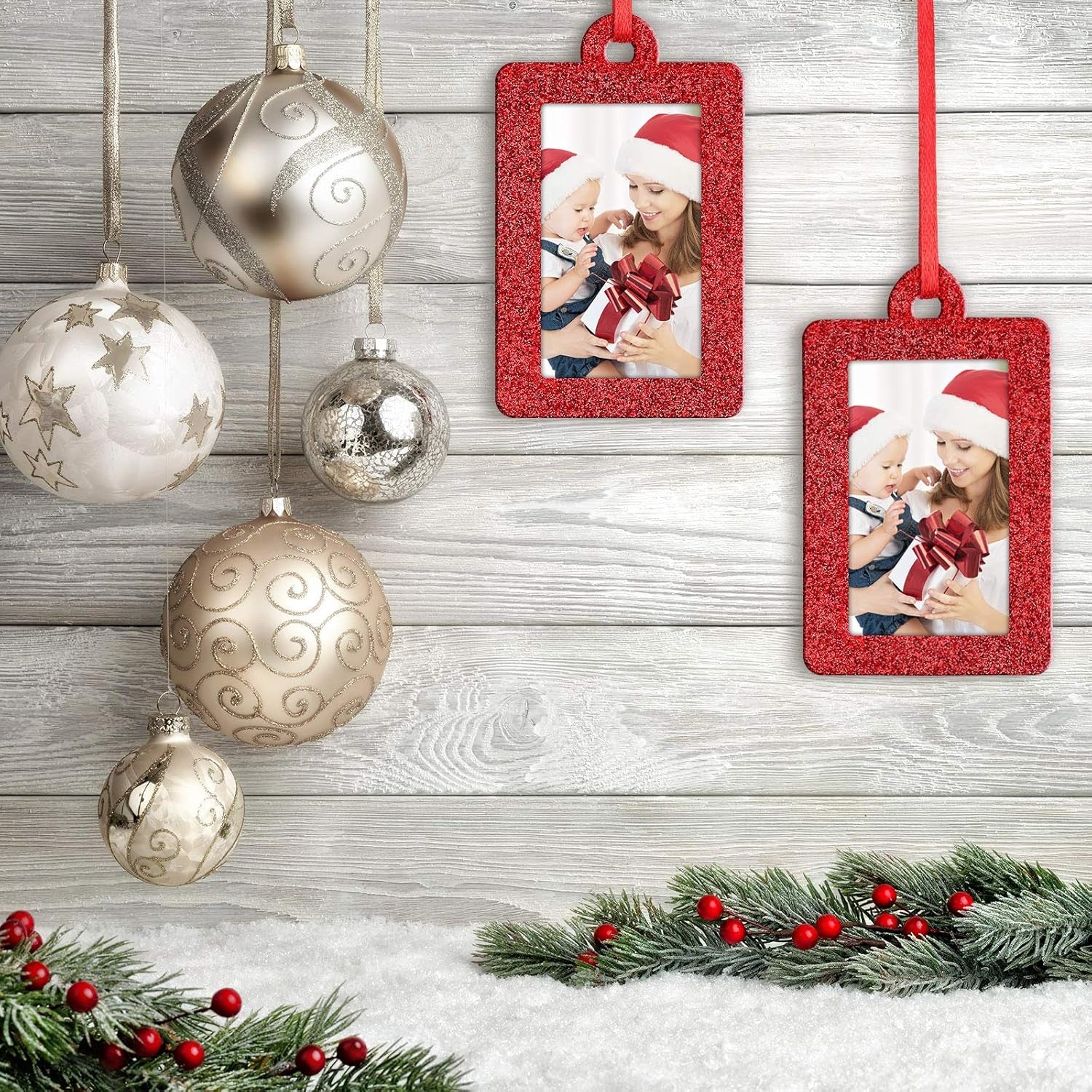 20 Pieces Christmas Photo Frames Ornament Mini Felt Hanging Picture Frame Christmas Tree Hanging Ornament for Family Xmas Holiday Party Decoration, Glitter 5 X 7 Cm(Red)